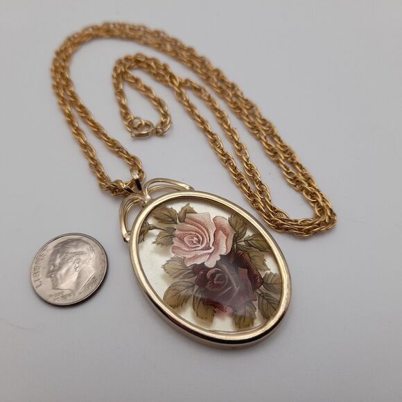 Victorian Cameo Style Necklace Rose Print Pendant Gold Tone - Picture 9 of 9